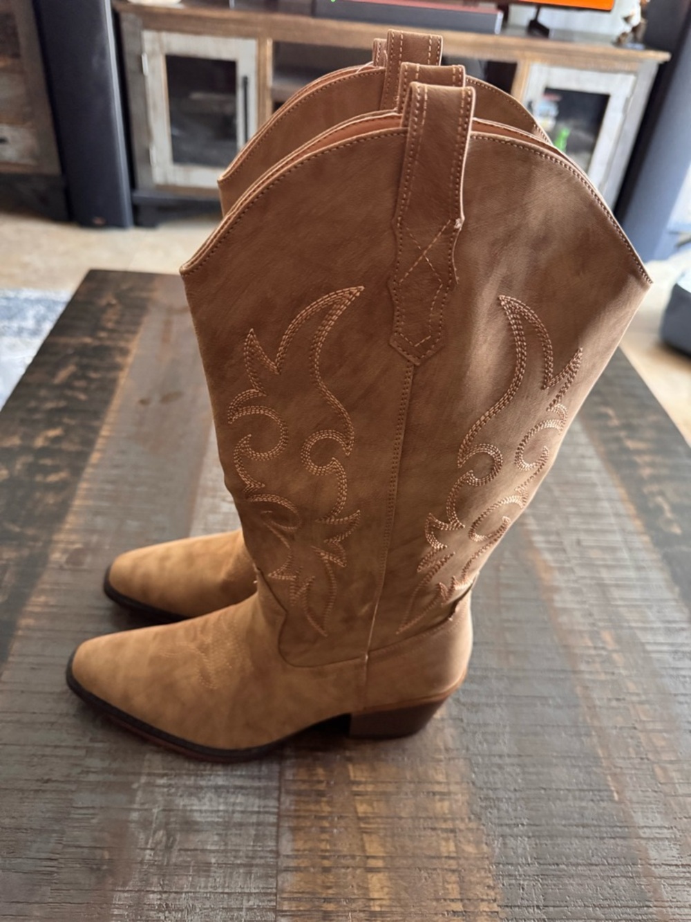 NWT IUV Western Cowgirl Boots Mid Calf Snip Toe Boot With Chunky Heel Camel 8 - Picture 10 of 13